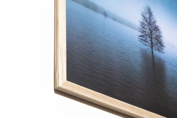 Obraz 40×60 cm, półmat, ramka sosna - Enigmatyczne Wody - obrazek 2