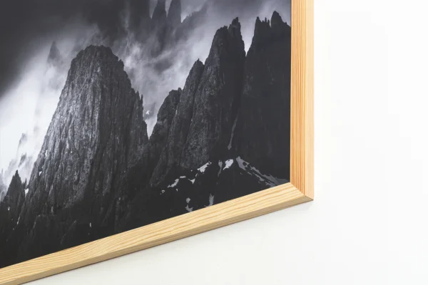 Obraz 40×60 cm, półmat, ramka sosna - Cienie Wieczności - obrazek 2