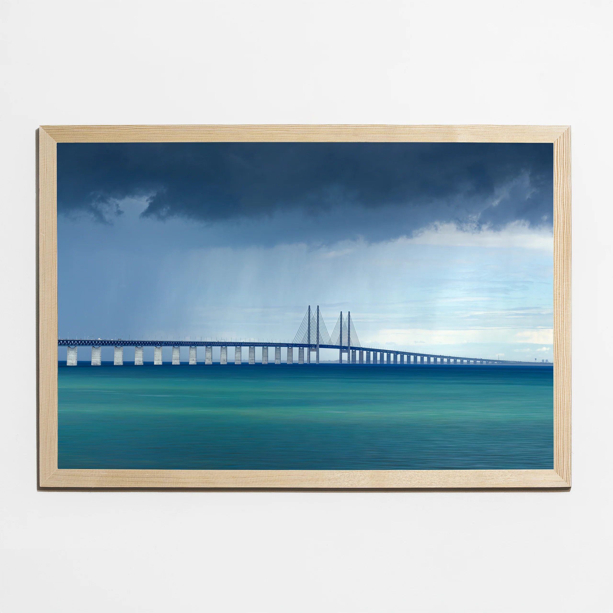 Obraz 40×60 cm, półmat, ramka sosna - Pod Ciężkimi Chmurami